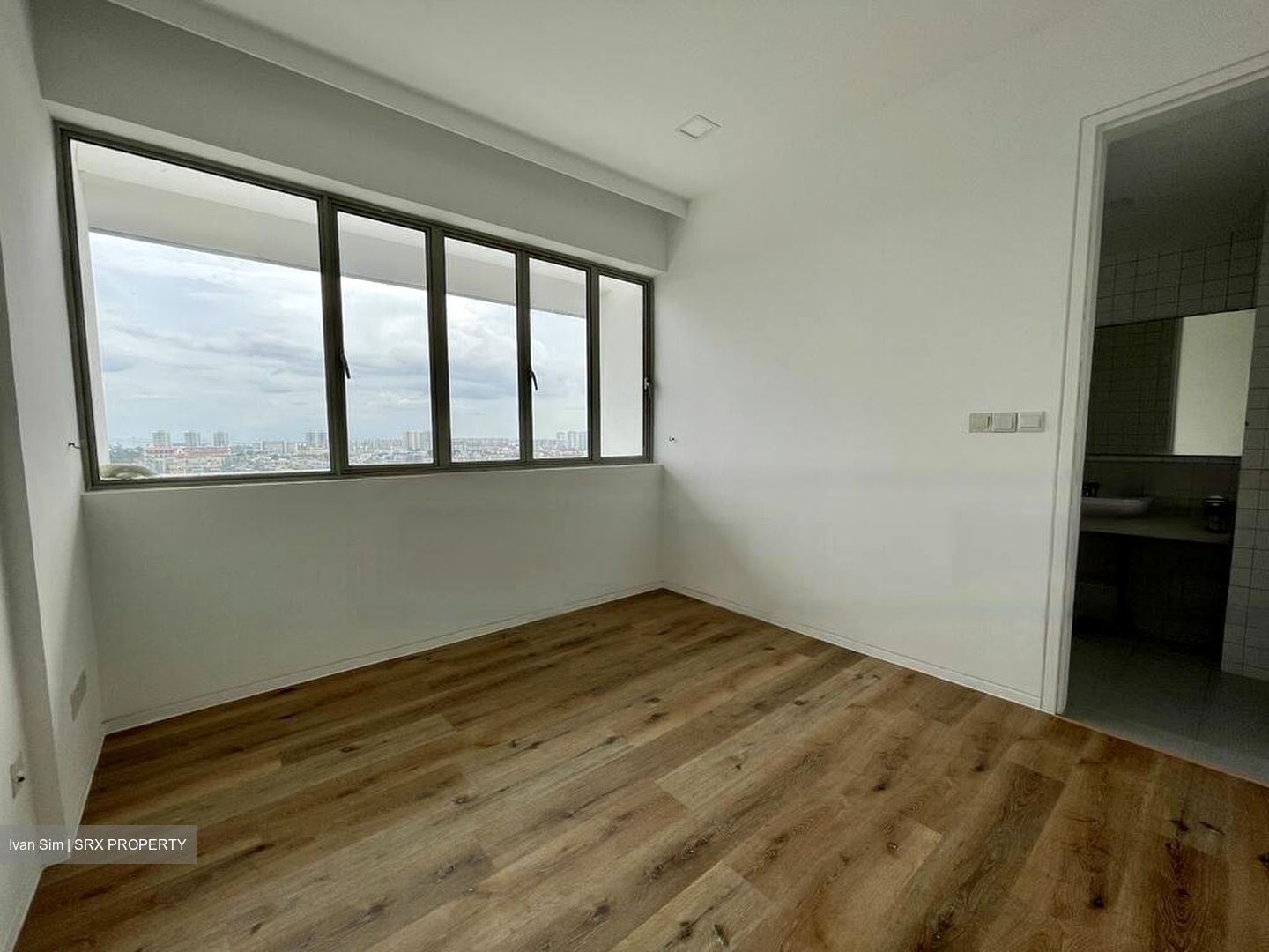The Trumps (D14), Condominium #549323331